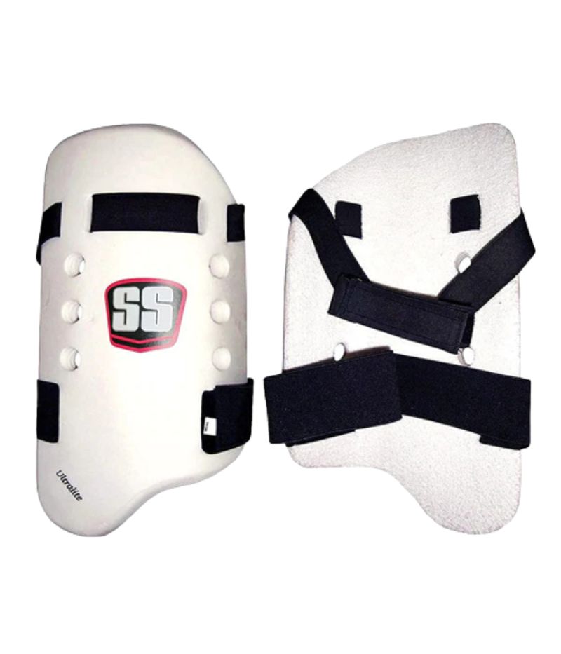 SS Ultralite Moulded Cricket Thigh Guard
